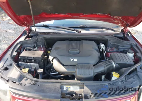 2015 Jeep Grand Cherokee Laredo из США, поврежденный, VIN 1C4RJFAG6FC942306